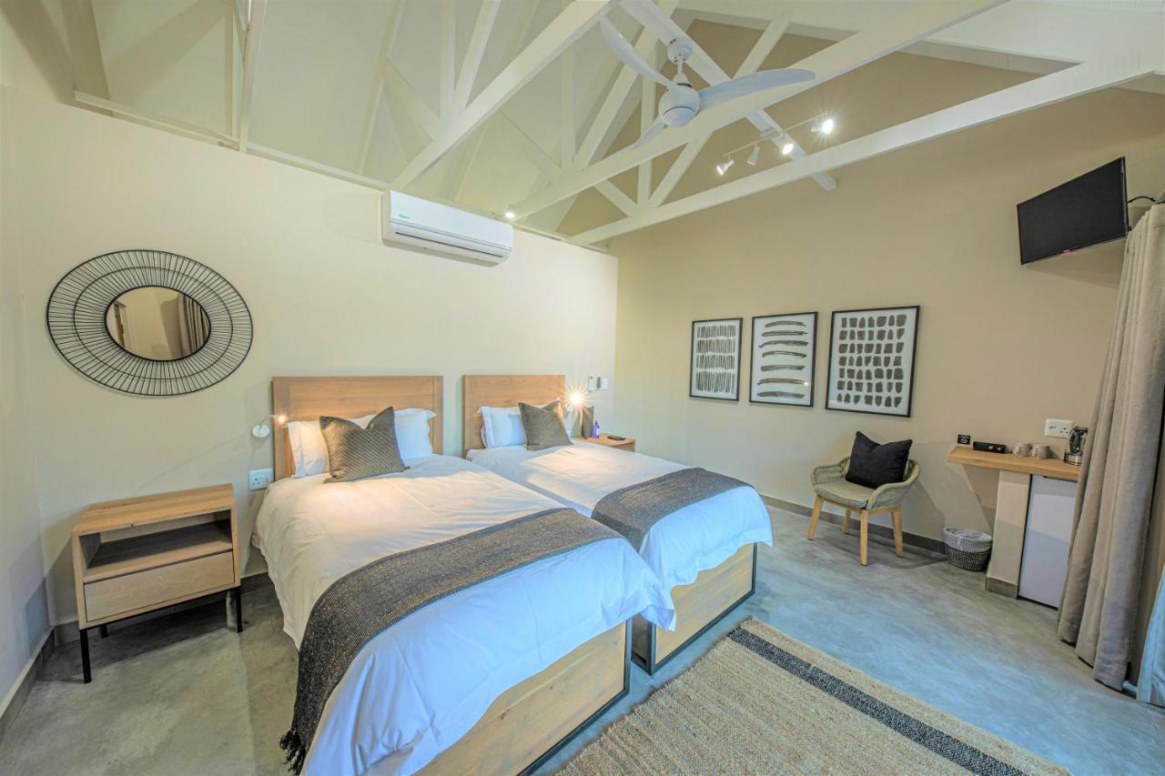 Little Kubu Lodge Hoedspruit Exteriör bild